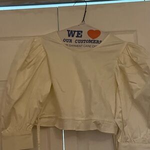 Crop baige top